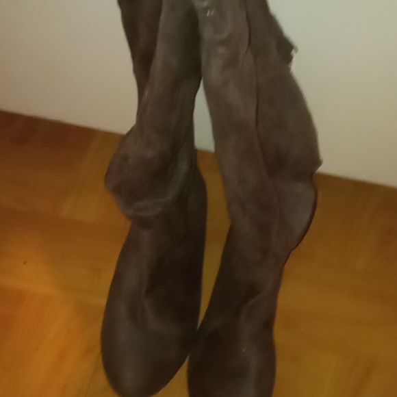 Austin - Picture 4 of 4